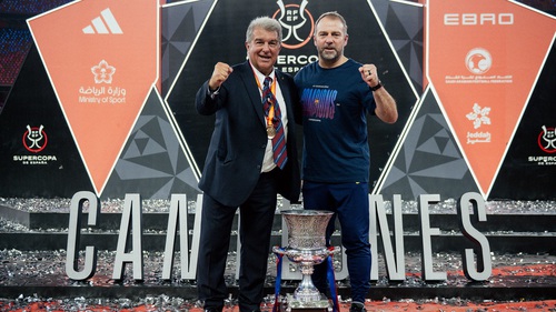 Chế độ bảo hành vàng Hansi Flick