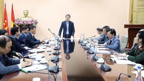 Hơn 300 cán bộ y tế phục vụ Đại hội lần thứ XIV của Đảng