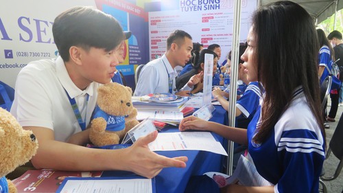 Tuyển sinh đại học 2026: Điều chỉnh tổ hợp xét tuyển nhưng quyền lợi thí sinh vẫn được đảm bảo