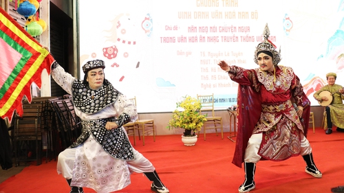 Hình tượng ngựa trong nghệ thuật sân khấu truyền thống Việt Nam
