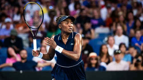 Venus Williams tái xuất Úc mở rộng ở tuổi 45: Tôn vinh một huyền thoại