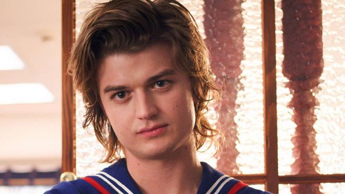 Djo thăng hạng nhờ "Stranger Things"