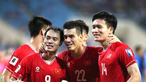 ĐT Việt Nam tụt hạng trên BXH FIFA, Tây Ban Nha vẫn xếp số 1 thế giới