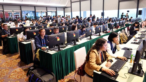 Báo chí tác nghiệp tại Đại hội đại biểu toàn quốc lần thứ XIV của Đảng