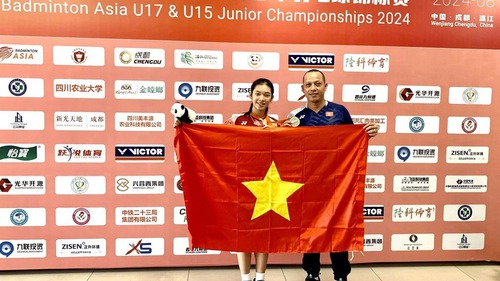 Tin nóng thể thao tối 2/1: 'Thần đồng' cầu lông Việt Nam tạo cú nhảy lịch sử trên bảng xếp hạng cầu lông thế giới