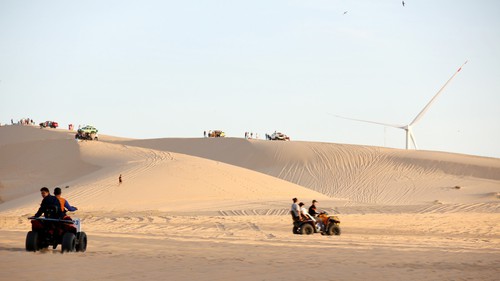 Nhiều điểm đến du lịch tại Lâm Đồng hút khách trong kỳ nghỉ tết Dương lịch 2026