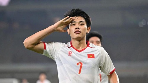 Tin nóng thể thao tối 20/1: CĐV Trung Quốc hoài nghi về Đình Bắc; Ajax hỏi mua thủ môn Li Hao