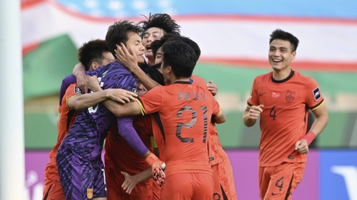 Không có chuyện tỷ phú Trung Quốc treo thưởng 305 tỉ đồng để đội nhà thắng U23 Việt Nam