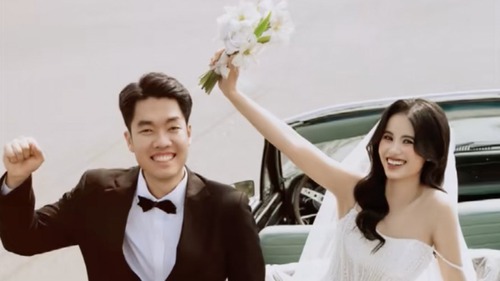 Hotgirl bắn cung tung ảnh cưới ngọt ngào bên tay vợt Lê Đức Phát, khép lại 'chuyện tình Olympic' bằng cái kết viên mãn