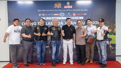 Bike Week Việt Nam chung tay lan tỏa xuân yêu thương đến bà con vùng lũ Phú Yên