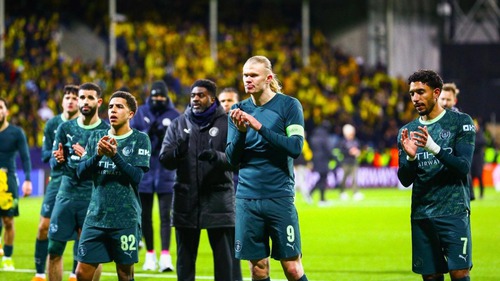 Cầu thủ Man City hoàn tiền vé cho CĐV sau thất bại sốc tại Champions League