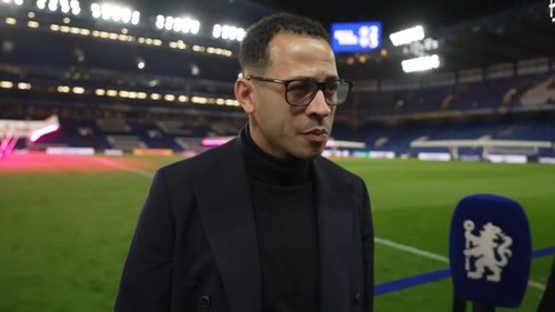 HLV Rosenior coi một cầu thủ Chelsea đang 'xuất sắc nhất thế giới' ở vị trí của mình