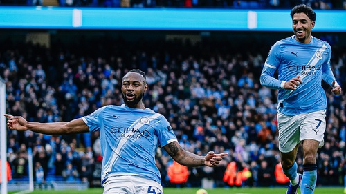 Man City thắng Wolves 2-0, tiếp tục bám đuổi Arsenal trong cuộc đua vô địch