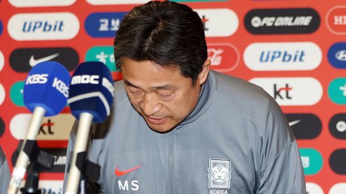 Tin nóng thể thao tối 25/1: HLV Hàn Quốc xin lỗi ở quê nhà sau trận thua U23 Việt Nam