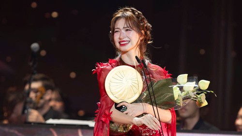 Nguyễn Hùng, Hoà Minzy được vinh danh ở “Tinh hoa Việt”