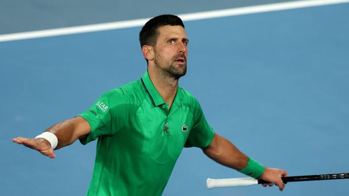 Kết quả Australian Open 2026 hôm nay 28/1: Djokovic đi tiếp đầy may mắn, sẽ gặp Sinner ở bán kết