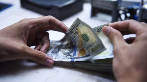 Giá USD mua vào rời mốc 26.000 VND/USD