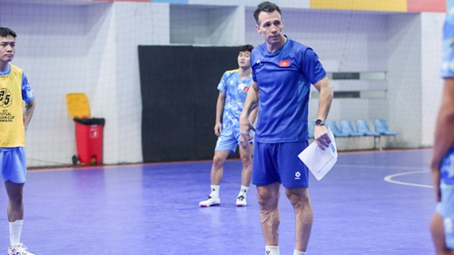 HLV futsal Việt Nam đánh giá cao đối thủ Lebanon