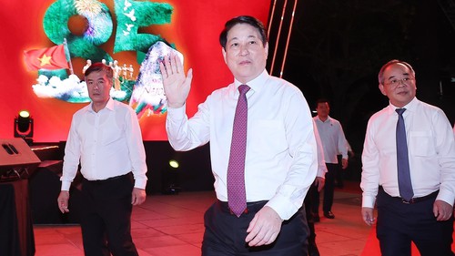 Chủ tịch nước dự cầu truyền hình kỷ niệm 85 năm Ngày Chủ tịch Hồ Chí Minh về nước