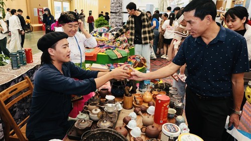 Hội chợ Mùa Xuân năm 2026: "Cú hích" tiêu dùng đầu năm