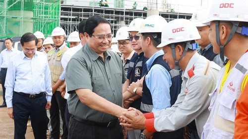 Thủ tướng kiểm tra các dự án trọng điểm phục vụ APEC tại Đặc khu Phú Quốc