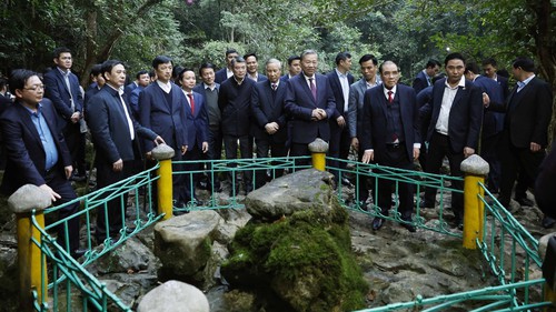 Tổng Bí thư thăm Khu Di tích quốc gia đặc biệt Pác Bó