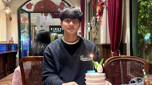 Bật cười với câu trả lời của người hùng U23 Việt Nam khi được hỏi về bạn gái