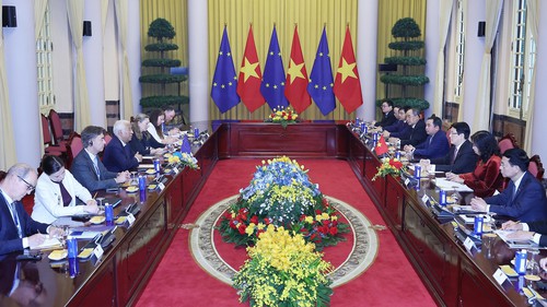 Chủ tịch nước và Chủ tịch Hội đồng châu Âu hội đàm