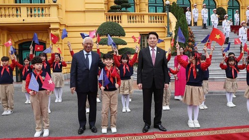 Chủ tịch nước Lương Cường chủ trì lễ đón chính thức Chủ tịch Hội đồng châu Âu