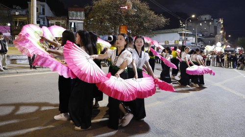 Festival Khèn Mông - Lễ hội Hoa Tớ Dày: Đưa Mù Cang Chải trở thành điểm đến du lịch tiêu biểu Tây Bắc