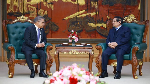 Thủ tướng tiếp Đại sứ Philippines tại Việt Nam