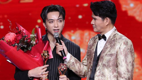 Tùng Dương, SOOBIN thắng giải Mai Vàng
