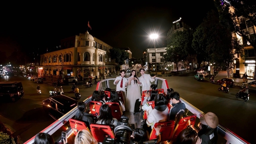 "Đấu trường sấm": Concert 50.000 khán giả với sân khấu 270 độ chưa từng có ở Hà Nội