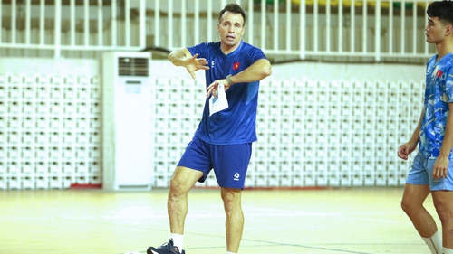 HLV futsal Việt Nam: 'Chúng tôi thích gặp Iraq hơn Indonesia'
