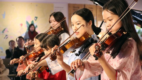 Tiếp tục sáng tạo, thực hiện cam kết của Thành phố Sáng tạo UNESCO