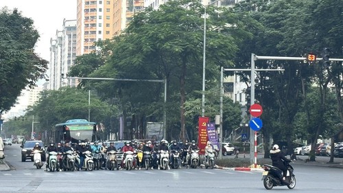 Giao thông Hà Nội ổn định buổi sáng ngày cuối cùng của kỳ nghỉ Tết Dương lịch