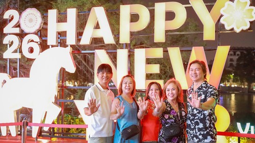 Du lịch Hà Nội đón 560.000 lượt khách, thu 2.100 tỷ đồng dịp nghỉ Tết Dương lịch 2026