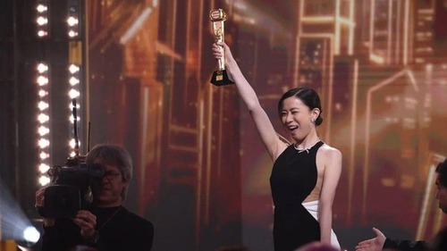 Xa Thi Mạn lên ngôi Thị hậu lần 4