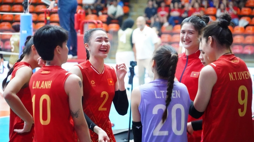 Tuyển thủ bóng chuyền nữ Việt Nam nhận quyết định quan trọng sau khi giành HCB SEA Games 2025