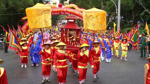 Bảo tồn, phát huy giá trị di sản văn hóa ở “siêu đô thị”