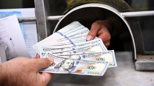 Tỷ giá hôm nay 7/1: Giá USD đi ngang, NDT tăng nhẹ