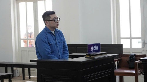 Hà Nội: Phạt 6 tháng tù đối tượng gây rối ở sảnh thang máy chung cư