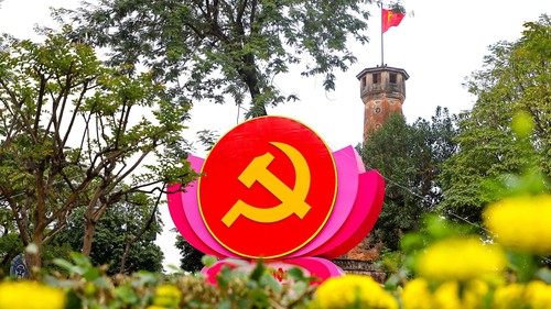 Thủ đô rợp bóng cờ hoa chào mừng Đại hội XIV của Đảng