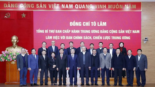 Tổng Bí thư Tô Lâm: Khơi dậy khát vọng cống hiến, vươn lên của dân tộc bằng tri thức và sáng tạo