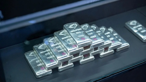 Lý do giá bạc thế giới giảm mạnh phiên đầu tháng 1/2026