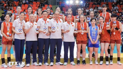 Tin nóng thể thao sáng 9/1: Nhà báo của Liên đoàn châu Á thừa nhận sự thật về ĐT bóng chuyền nữ Việt Nam