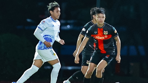 Bị loại khỏi U23 Việt Nam, sao trẻ Việt Kiều lập tức tỏa sáng ở Singapore