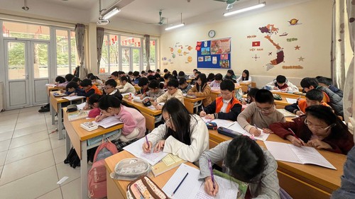 Nhiều trường học Hà Nội lùi giờ vào lớp đảm bảo sức khỏe cho học sinh