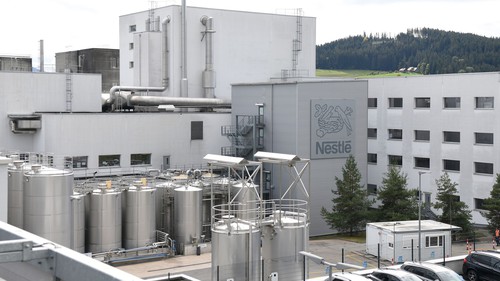 Diễn biến mới trong vụ thu hồi sữa công thức cho trẻ em của Neslte