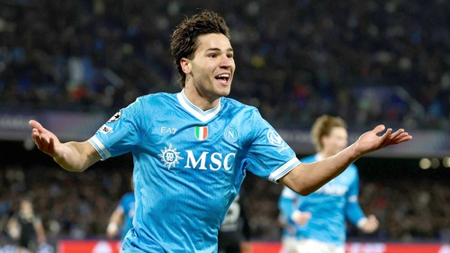 Antonio Vergara: 'Món quà' cứu rỗi Napoli ngày gian khó